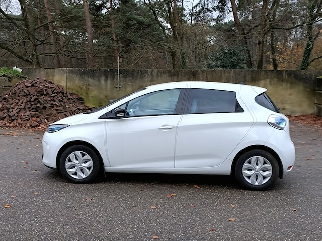 Elektrische auto renault, zoe zen quickcharge 22 kwh, wit, bouwjaar 2014 - afbeelding 32 van  36