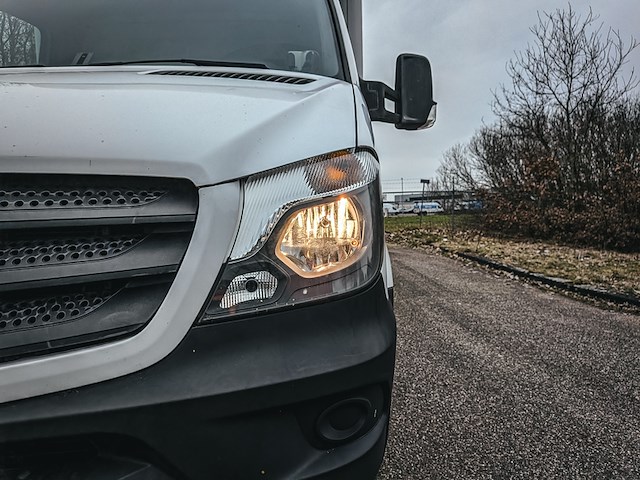 Elektrische bedrijfswagen met opbouw en laadklep, emoss, 470, 2018 - afbeelding 2 van  40