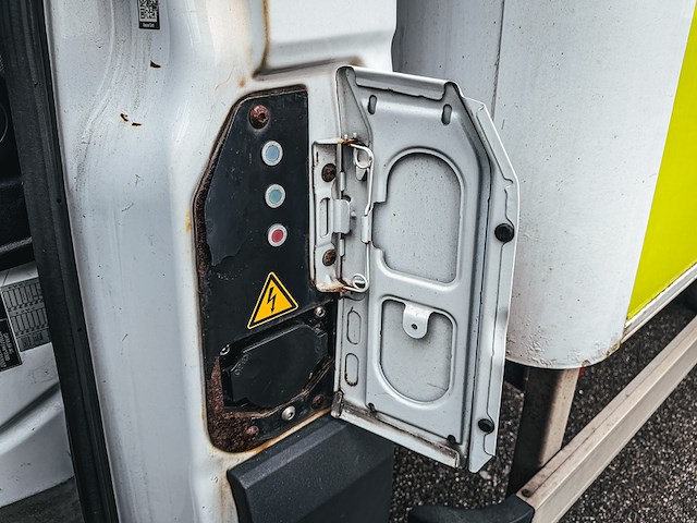 Elektrische bedrijfswagen met opbouw en laadklep, emoss, 470, 2018 - afbeelding 4 van  40