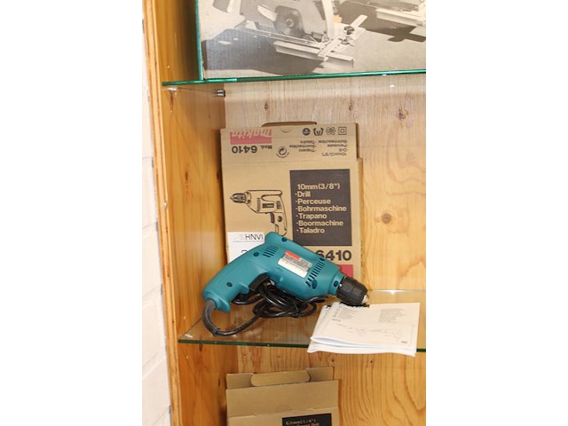 Elektrische boormachine makita 6410. nieuw in doos. - afbeelding 2 van  3