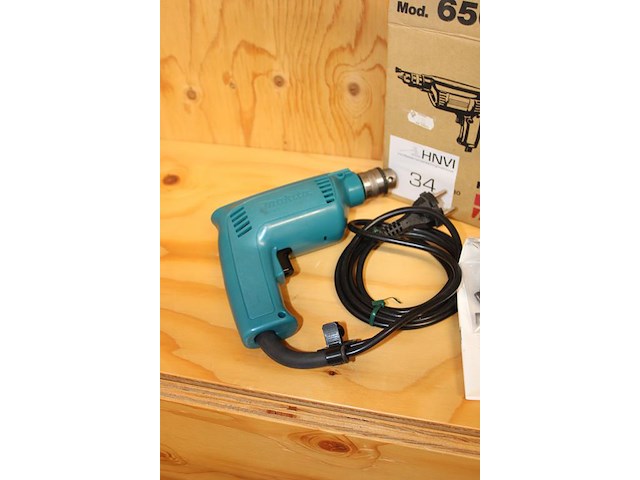Elektrische boormachine makita 6501. nieuw in doos. - afbeelding 3 van  3
