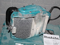 Elektrische borstelmachine makita 9741 met mbox en 3 extra borstels. 2024. - afbeelding 3 van  3