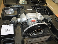 Elektrische bovenfreesmachine trend tool t7e met accessoires in kunststof koffer. - afbeelding 1 van  4