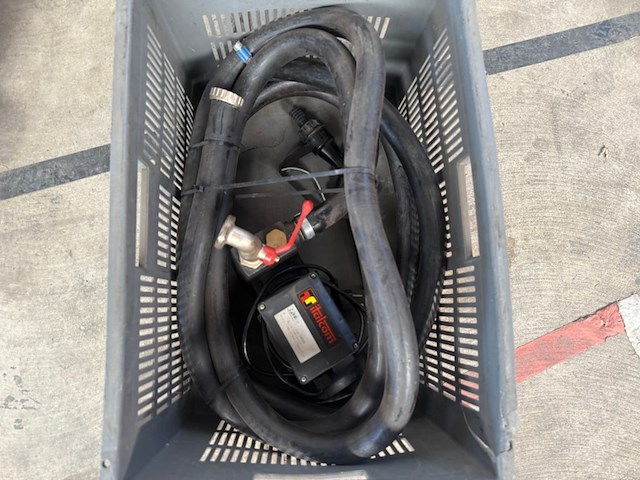 Elektrische brandstofpomp met slang italcom - afbeelding 3 van  6