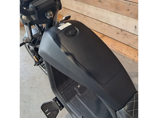 Elektrische bromfiets, luqi, hl6.0s, zwart, 2023 - afbeelding 18 van  34