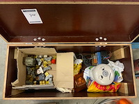 Elektrische componenten in bak - afbeelding 3 van  3