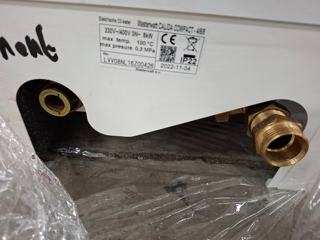 Elektrische cv ketel kospel, master batt calida compact 4/6/8, bouwjaar 2022 - afbeelding 4 van  4