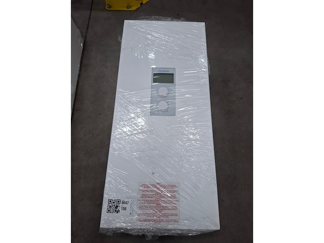 Elektrische cv ketel kospel, master batt calida compact 4/6/8, bouwjaar 2023 - afbeelding 1 van  3