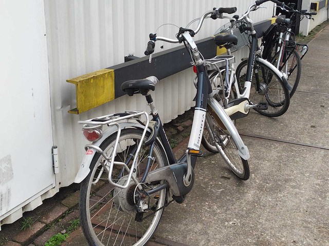 Elektrische dames fiets 2x - afbeelding 2 van  7