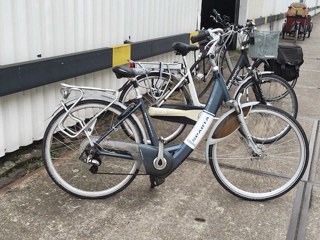 Elektrische dames fiets (3x) - afbeelding 6 van  12