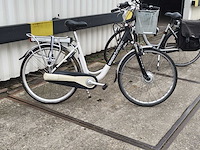 Elektrische dames fiets (3x) - afbeelding 8 van  12