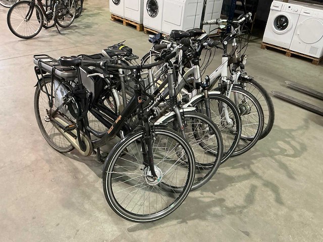 Elektrische damesfiets (5x) - afbeelding 1 van  8