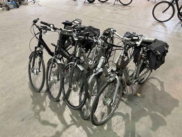 Elektrische damesfiets (5x) - afbeelding 3 van  8