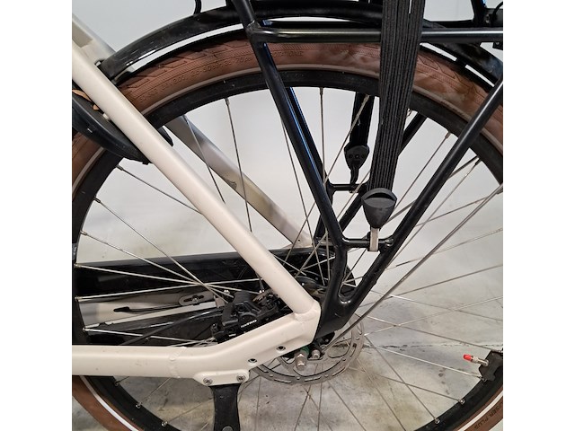 Elektrische damesfiets, batavus, altura - afbeelding 9 van  13