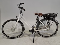 Elektrische damesfiets, batavus, cura - afbeelding 3 van  13