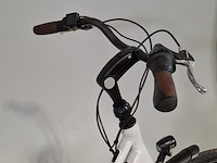 Elektrische damesfiets, batavus, cura - afbeelding 9 van  13