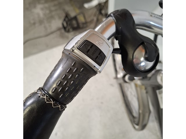 Elektrische damesfiets, batavus, monaco e go - afbeelding 3 van  13