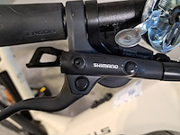 Elektrische damesfiets, bulls, cross - afbeelding 9 van  19