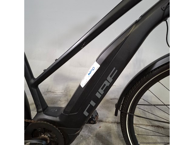 Elektrische damesfiets, cube, touring exc - afbeelding 15 van  15