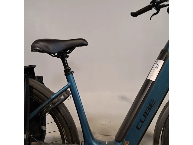 Elektrische damesfiets, cube - afbeelding 3 van  15