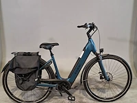 Elektrische damesfiets, cube