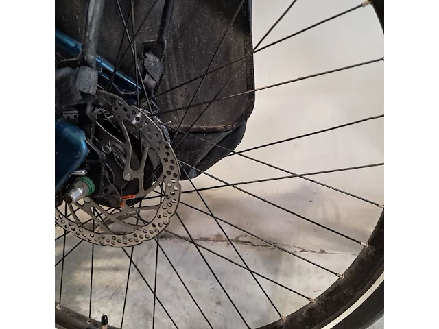 Elektrische damesfiets, cube - afbeelding 12 van  15