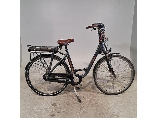 Elektrische damesfiets, dutch e-bike, voltage - afbeelding 1 van  13