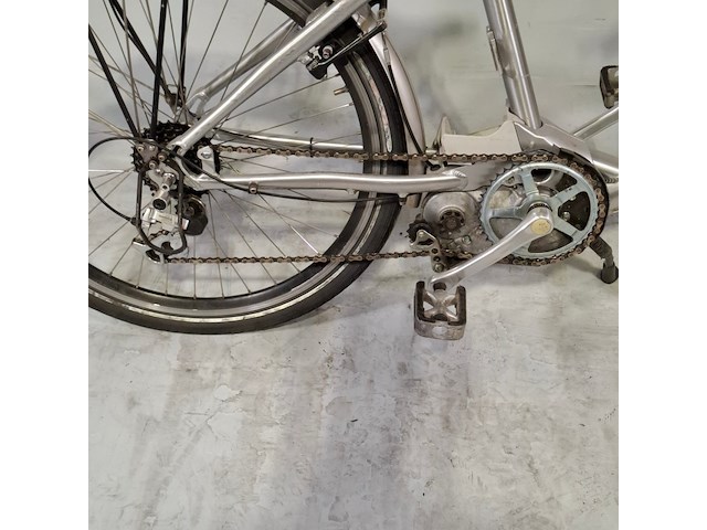 Elektrische damesfiets, flyer - afbeelding 2 van  13