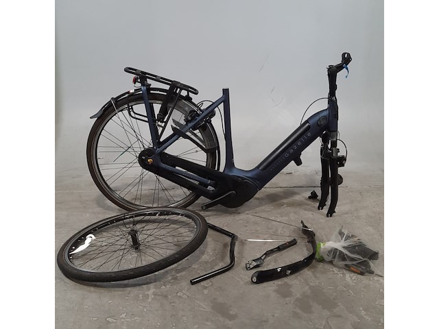 Elektrische damesfiets gedemonteerd, gazelle, grenoble c7+, 2023 - afbeelding 1 van  19