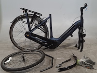 Elektrische damesfiets gedemonteerd, gazelle, grenoble c7+, 2023 - afbeelding 1 van  19