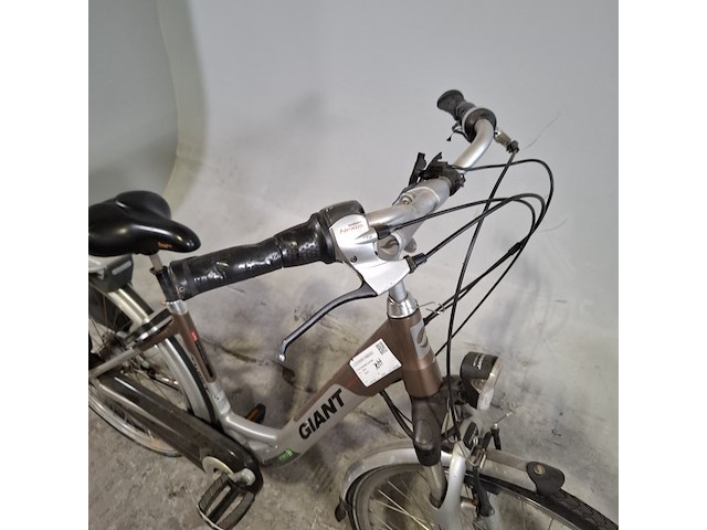 Elektrische damesfiets, giant, twist - afbeelding 6 van  14
