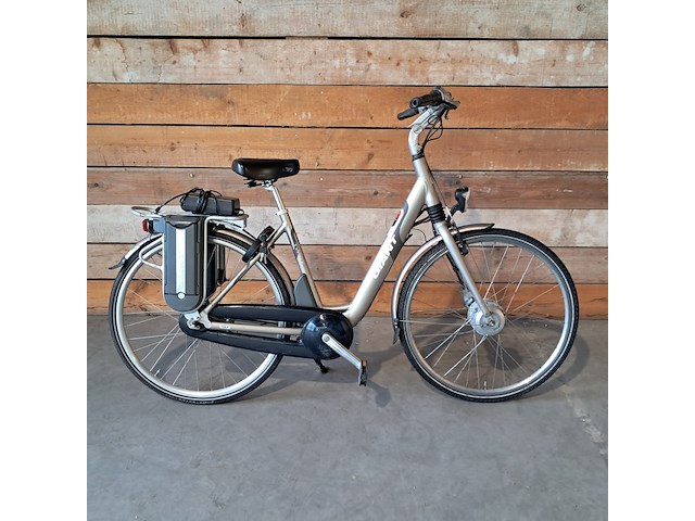 Elektrische damesfiets, giant, twist - afbeelding 1 van  8