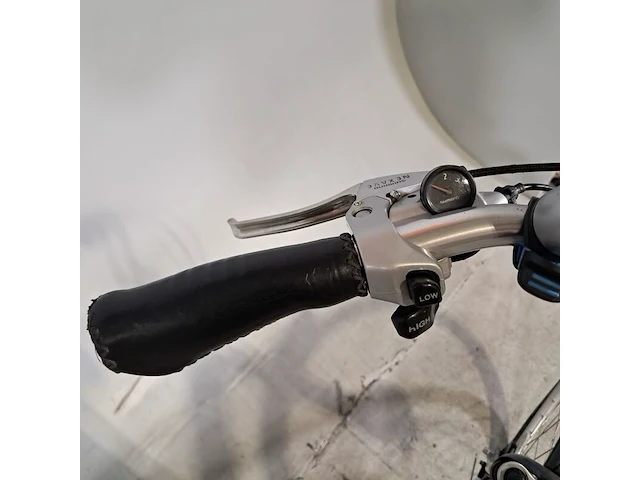 Elektrische damesfiets, koga miyata, tesla - afbeelding 18 van  20
