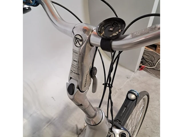 Elektrische damesfiets, koga miyata, tesla - afbeelding 19 van  20