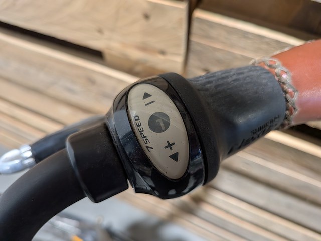 Elektrische damesfiets, qwic, trend t-fn7.2lt - afbeelding 12 van  16