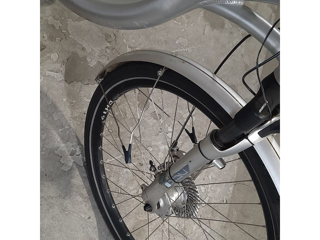 Elektrische damesfiets - afbeelding 6 van  18