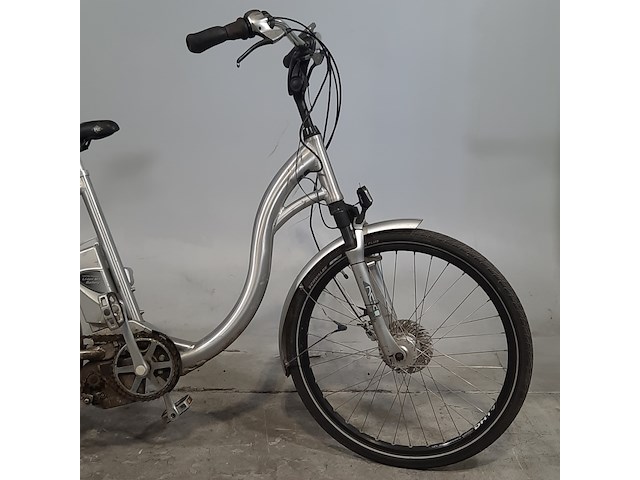 Elektrische damesfiets - afbeelding 13 van  18