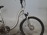 Elektrische damesfiets - afbeelding 13 van  18