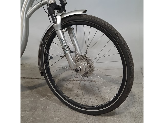 Elektrische damesfiets - afbeelding 16 van  18
