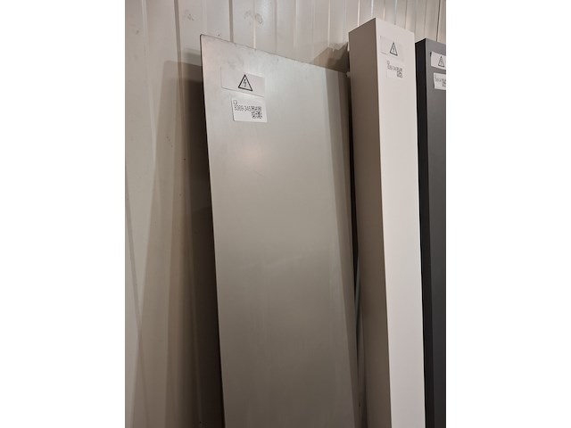 Elektrische designradiator antrax.it, grijs metallic - afbeelding 2 van  4