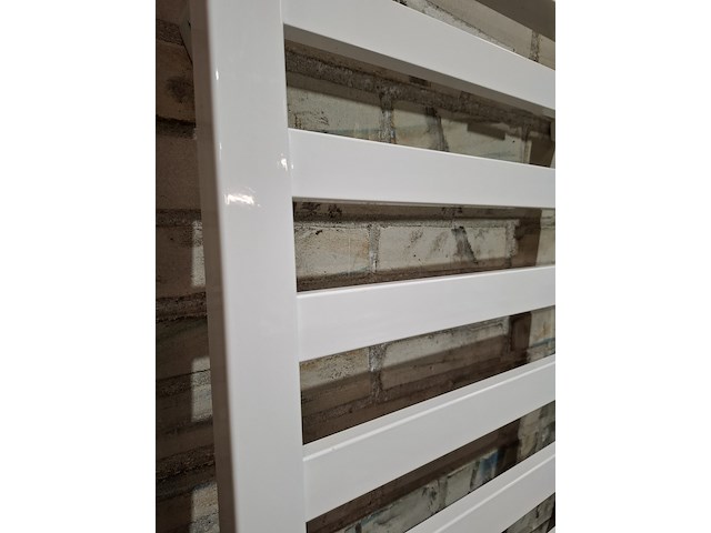 Elektrische designradiator dasdesign italië, squaro, glans wit - afbeelding 3 van  4