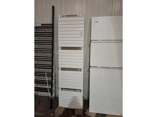Elektrische designradiator vasco, aster, mat wit - afbeelding 1 van  6