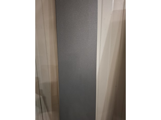 Elektrische designradiator vasco, beams, grijs metallic - afbeelding 2 van  4