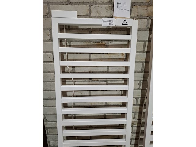 Elektrische designradiator zehnder, quaro, mat wit - afbeelding 2 van  6