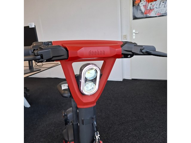 Elektrische driewiel scooter, doohan, ilark - afbeelding 9 van  15