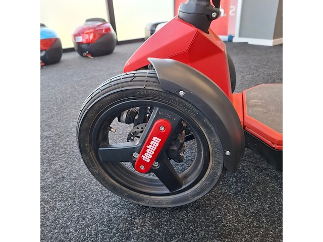 Elektrische driewiel scooter, doohan, ilark - afbeelding 14 van  15