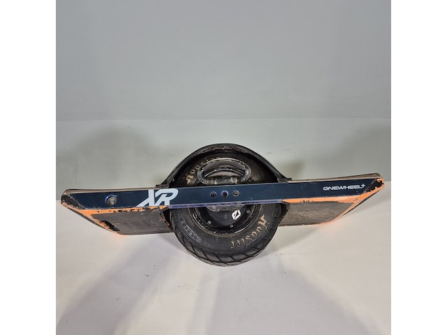 Elektrische eenwieler, onewheel+ - afbeelding 9 van  10