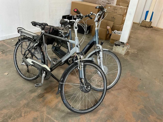 Elektrische fiets (2x) - afbeelding 1 van  6