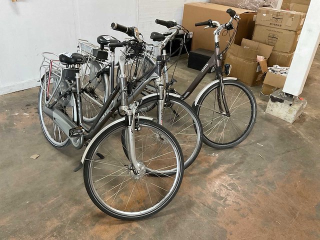 Elektrische fiets (3x) - afbeelding 1 van  11