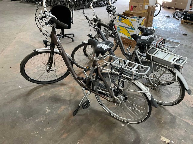 Elektrische fiets (3x) - afbeelding 8 van  11